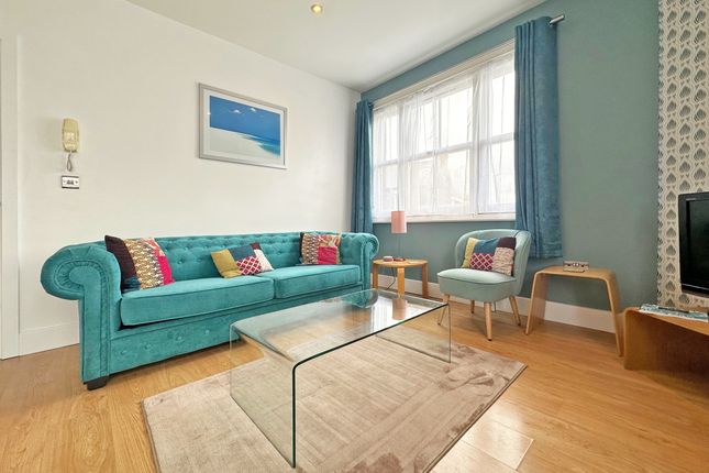 Flat 3, 2C Etna Road, St. Albans photo 5