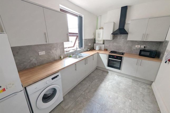95, Cheetham Road, Manchester photo 4