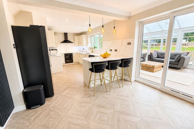 10, Sevendwellings View, Brierley Hill photo 3