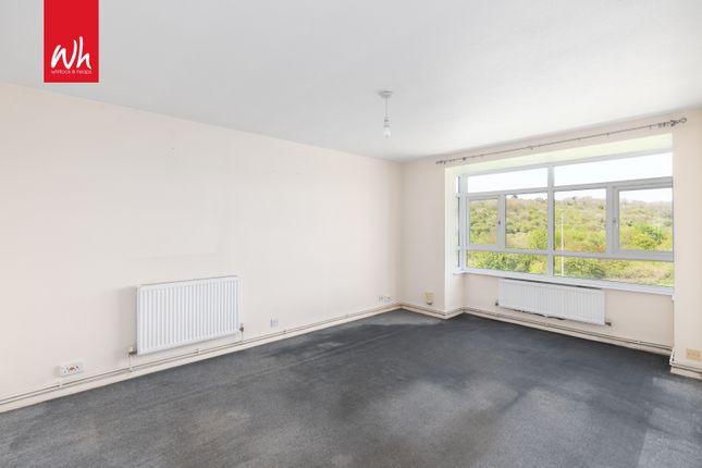 Flat for sale in Windsor Close, Hove