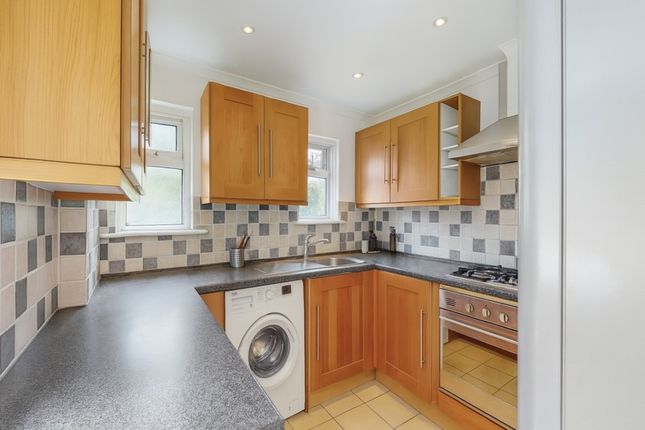 11, Brent View Road, London photo 2