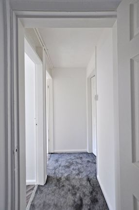 19, Keene Avenue, Newport photo 5