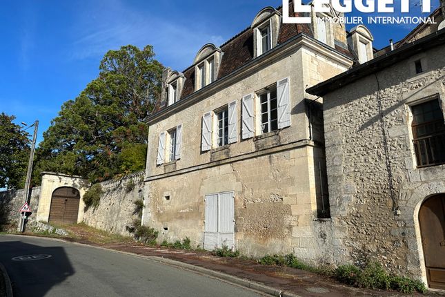 Thumbnail Villa for sale in Bourdeilles, Dordogne, Nouvelle-Aquitaine
