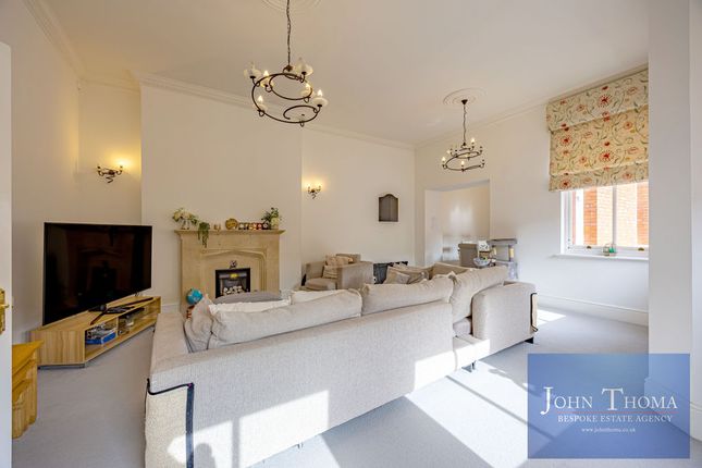 23 Devonshire House, Brandesbury Square, Woodford Green photo 4