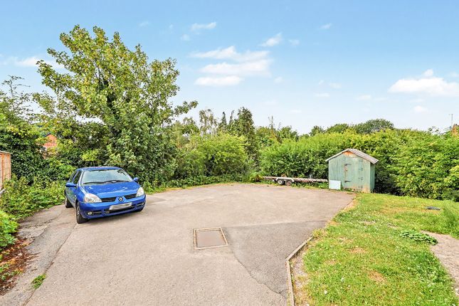 5, Swaddale Close, Chesterfield photo 4