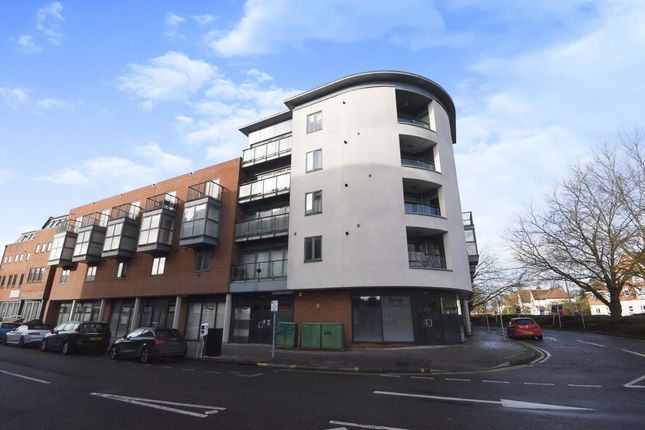 Thumbnail Flat to rent in Court Road, Broomfield, Chelmsford