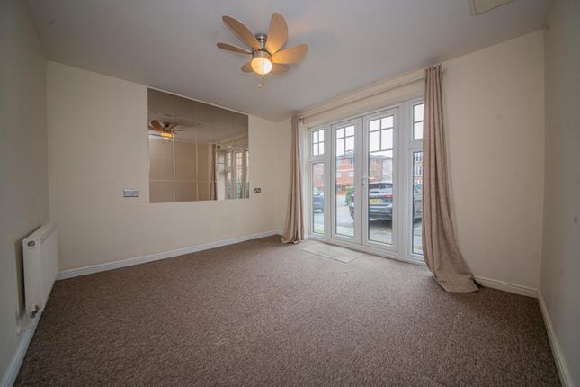 7, Benny Hill Close, EASTLEIGH photo 4