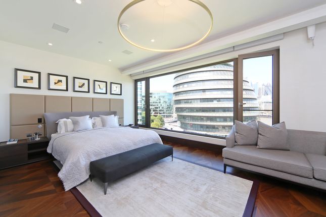 Flat for sale in One Tower Bridge, Crown Square, London
