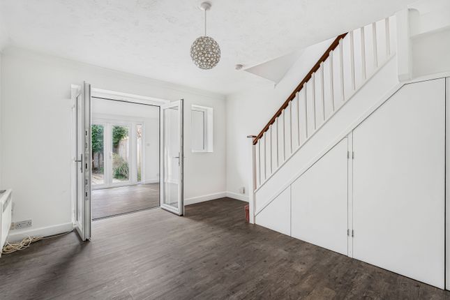 9, Belverdere Place Road, Petersfield photo 3