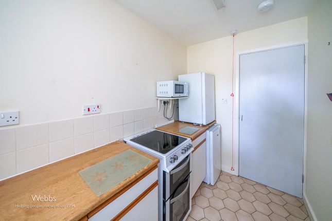 13 Rowan Croft, Price Street, Cannock photo 4