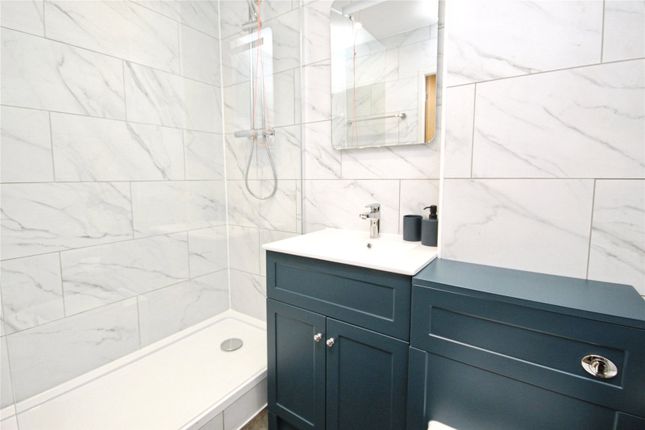 23, Ashton Court,, Chadwell Heath photo 5