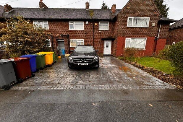 Property to rent in Altrincham Road, Manchester