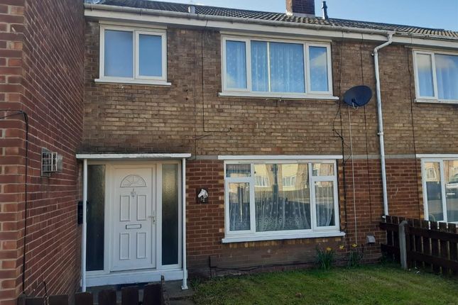 Thumbnail Terraced house to rent in Coventry Close, Scunthorpe