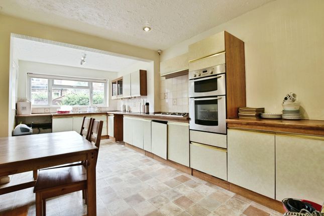 16, Cherry Tree Road, Cheadle photo 4