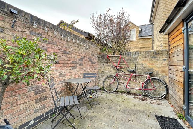 Property to rent in Westfield Lane, Cambridge