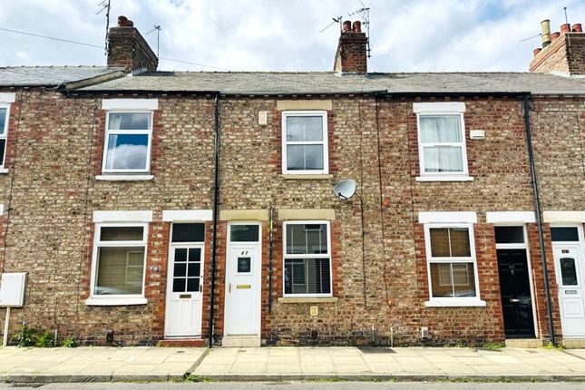 Thumbnail Terraced house for sale in Finsbury Street, York
