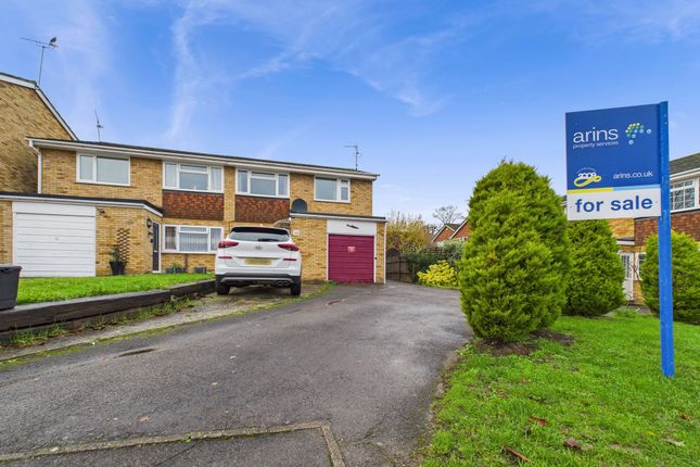 2-bed flat on 30 Newbery Close, Reading, £280,000