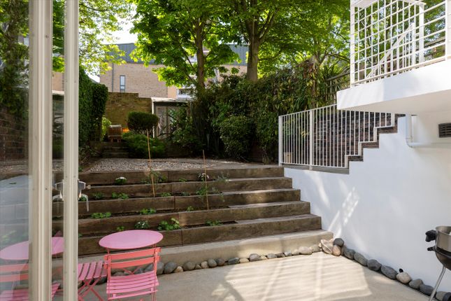 52, Compton Road, London photo 4