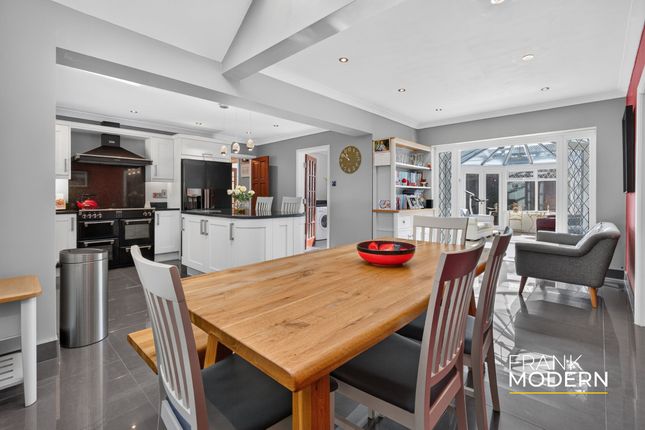 16, Stowgate, Deeping St. James, PE6 photo 3