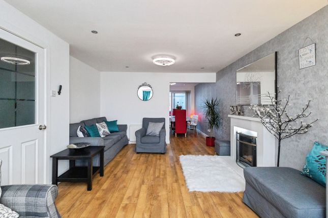 321, Sandy Lane, Droylsden photo 3