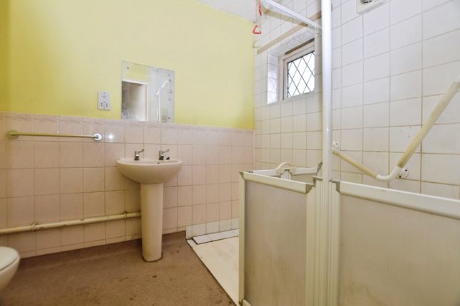 25, Brixham Court, Hull photo 3