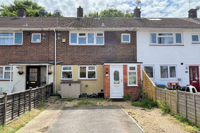 3 bed terraced house for sale in Elm Crescent, Hythe, Southampton SO45