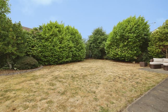 11, Beechwood Close, Doncaster photo 4