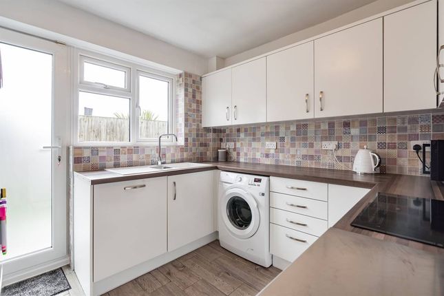 29, Florence Avenue, Whitstable photo 4