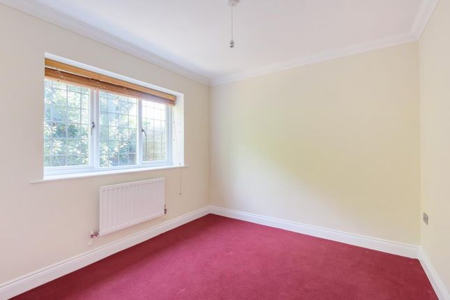 Semi-detached house to rent in Harts Hill Road, Berkshire