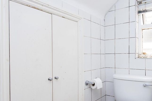 (DUPLICATE 30ECG), Hogarth Road, London photo 2