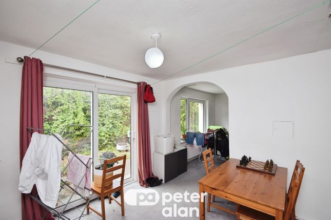202, Fernhill, Mountain Ash photo 3