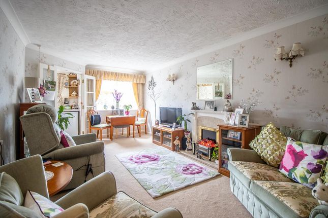 Flat for sale in Station Road, Southend-On-Sea