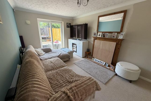 3, Timken Way, Daventry photo 3