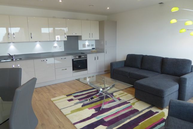Flat to rent in Honister, Reading