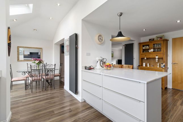 25, Baldenhall, Malvern photo 4