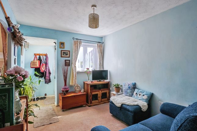 39, Sydling Close, Poole photo 3