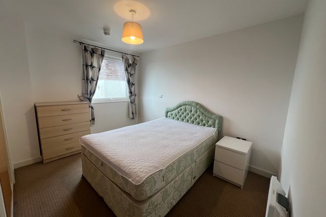 239, Cardiff photo 4