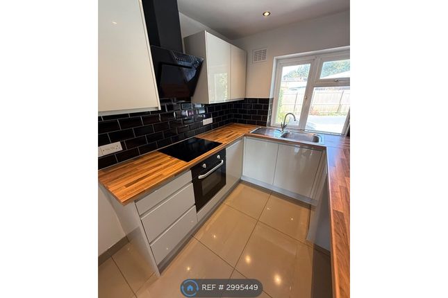 Flat, Hartshill House Hartshill Road, Acocks Green, Birmingham photo 3