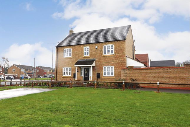 Thumbnail Detached house for sale in Boothferry Road, Hessle