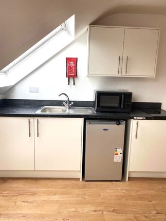 5F, Rugby Close, Harrow photo 5