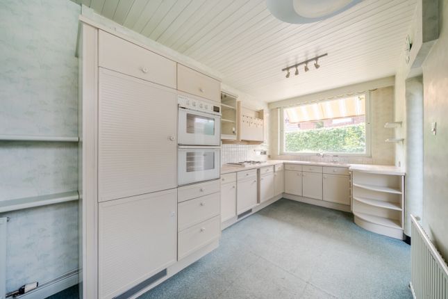 6, Responso Avenue, Grimsby photo 3