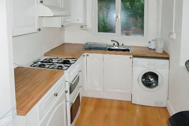 20, Hoopern Street, EXETER photo 2