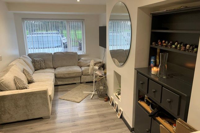 Stanley, 1 Bed Apartment To Let