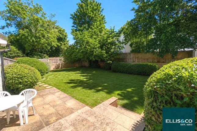 38, Hoop Lane, Golders Green photo 3