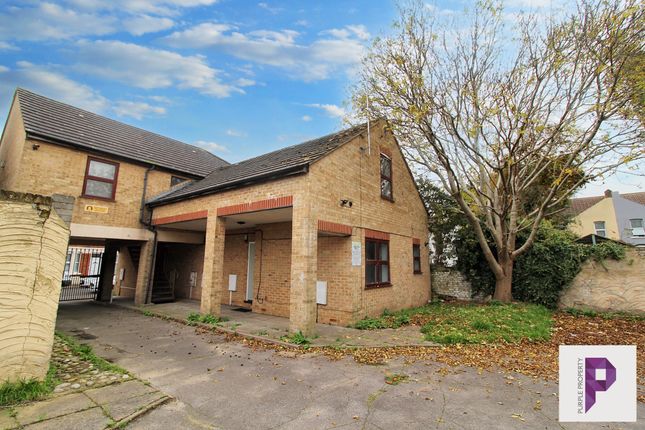 3, Cavendish Court, Gillingham photo 3
