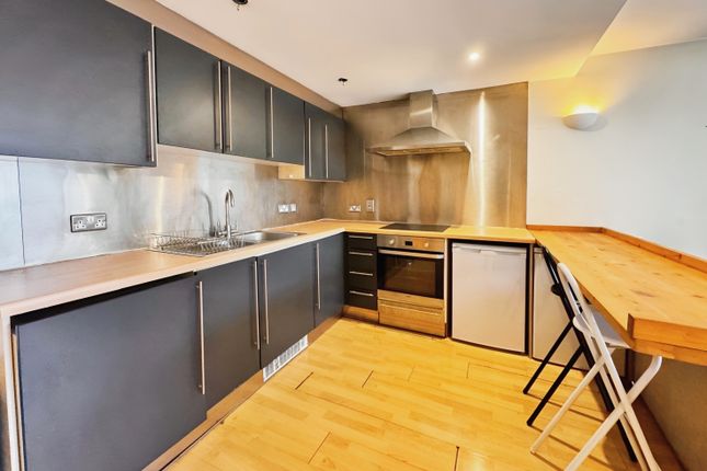 10, 14, Park Row, West Yorkshire, . photo 2