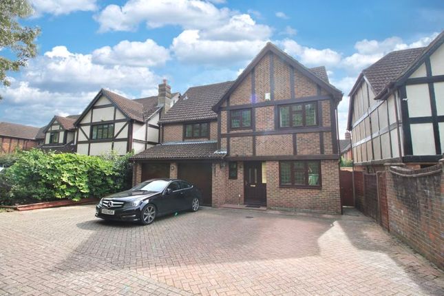 Thumbnail Detached house for sale in Billington Gardens, Hedge End, Southampton