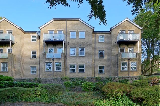Front External &amp; Balcony