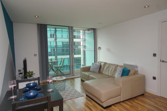 Thumbnail Flat to rent in City Point, 1 Solly Street, Sheffield