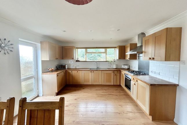 157, Peartree Lane, Bexhill on Sea photo 2